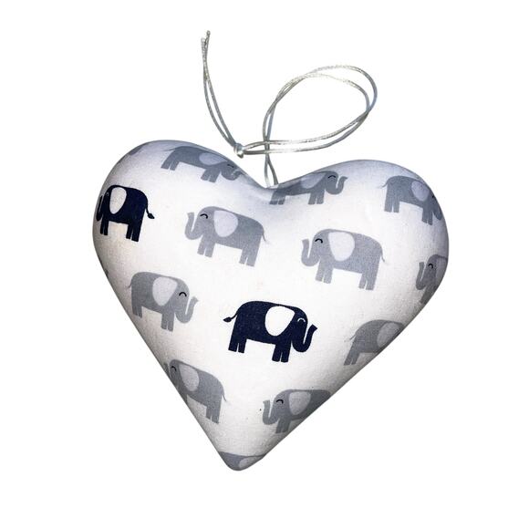 Hanging Heart 3 Dimensional Decor 8"x 6.5" - Picture 5 of 7